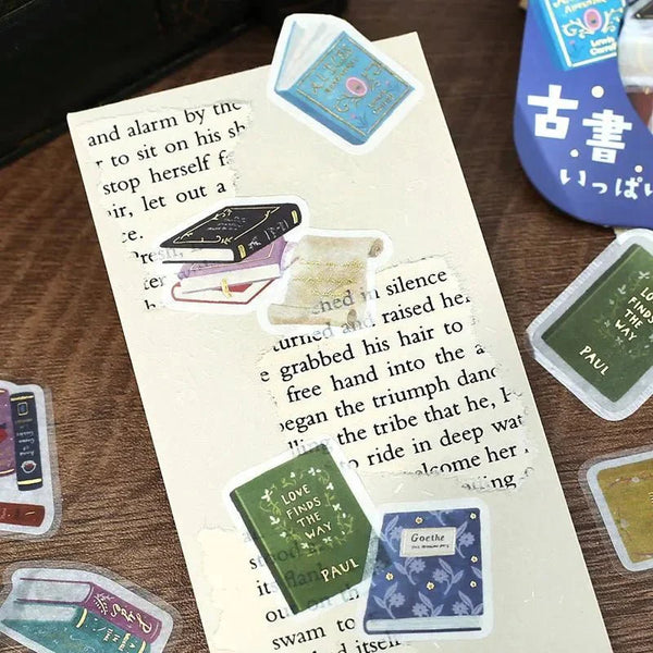 Flake stickers Ippai från BGM. Klistermärken med böcker sitter klistrade på ett ark. Tidformera