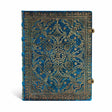 Anteckningsbok Azure - Ultra Linjerad Hård pärm Knäppe. Blå bok med guldfärgade detaljer. Boken har två knäppen till stängning. Från Paperblanks - Tidformera