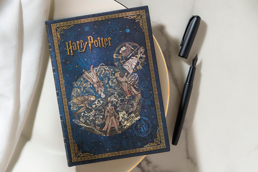 Anteckningsbok Harry Potter - Legends of Hogwarts - Ultra Olinjerad - 2 - Paperblanks - Tidformera