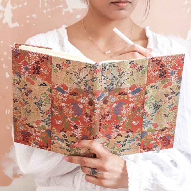 Anteckningsbok Kara - ori Ultra Linjerad Wrap - 3 - Paperblanks - Tidformera