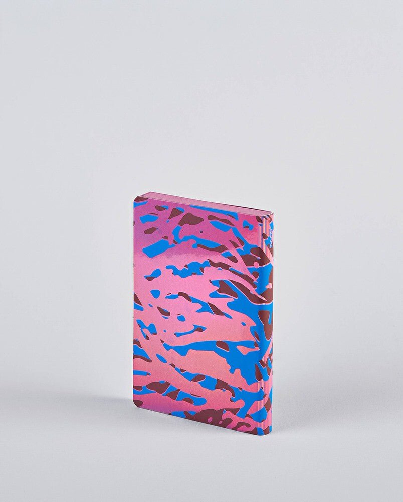 Anteckningsbok Metallic Muse - S - Chromatic Drift - 9 - Nuuna - Tidformera