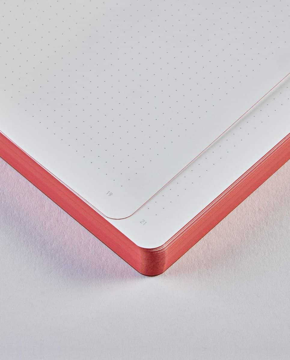 Dotted notebook Graphic L Truths & Dares - 2 - Nuuna - Tidformera