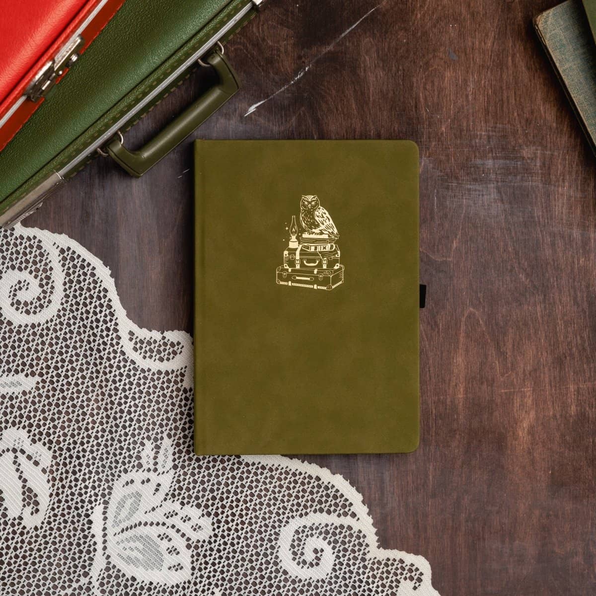 Dotted Notebook In the Attic B6 - 3 - Archer & Olive - Tidformera