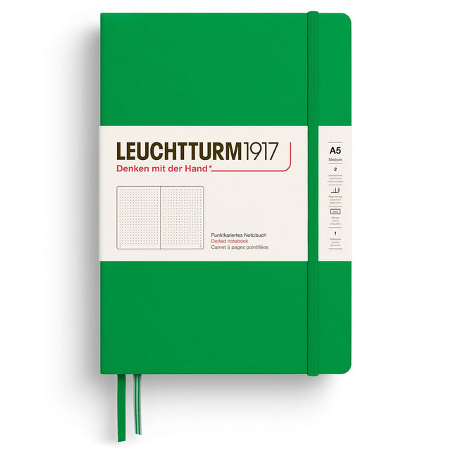 Dotted notebook Lt A5 Hård pärm Spring Leaf från Leuchtturm1917 - Grön anteckningsbok - Tidformera
