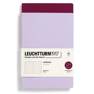 Ett vinrött och ett lila skrivhäfte - Jottbook Double Skrivhäften Dotted 2-pack A5 Lilac/Port red från Leuchtturm1917