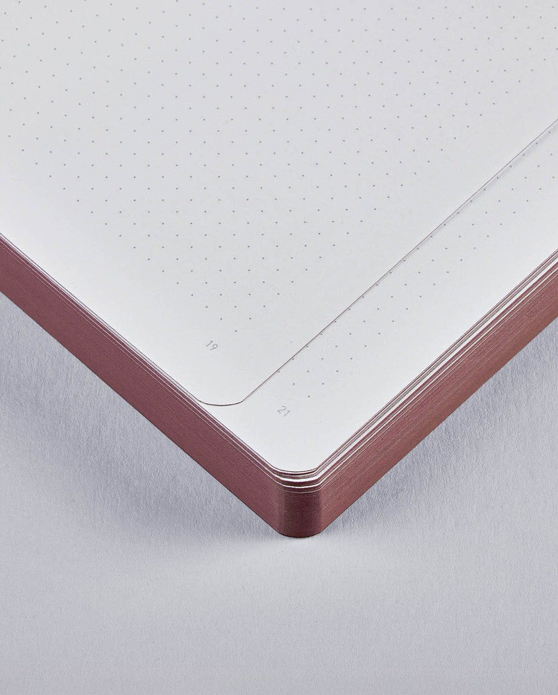 Dotted notebook Graphic L - It's me