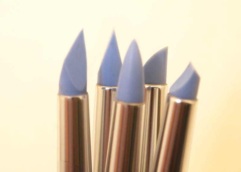 Silicon brush set 5 - pack - D 11 mm från Kreator Studio. Närbild på spetsar på silikonpenslar. Olika modeller.  - Tidformera