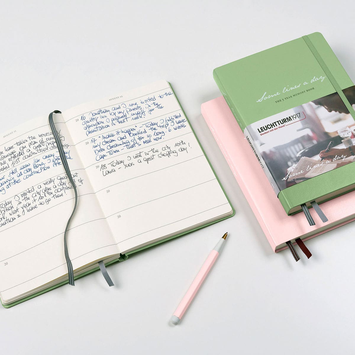 Some lines a day Dagbok 5 - år - Sage - 2 - Leuchtturm1917 - Tidformera