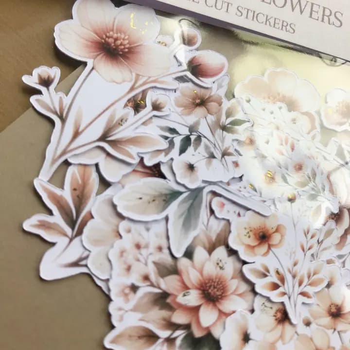 Stickers - T's Stationery - Gold Foil Flowers - 5 - T's Stationery - Tidformera