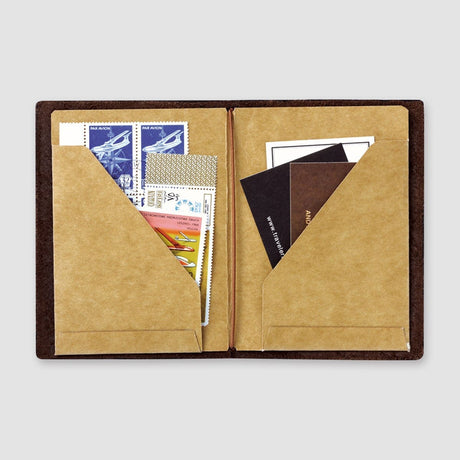 TN Passport Refill 010. Kraft Paper Folder - 2 - Traveler's Company - Tidformera
