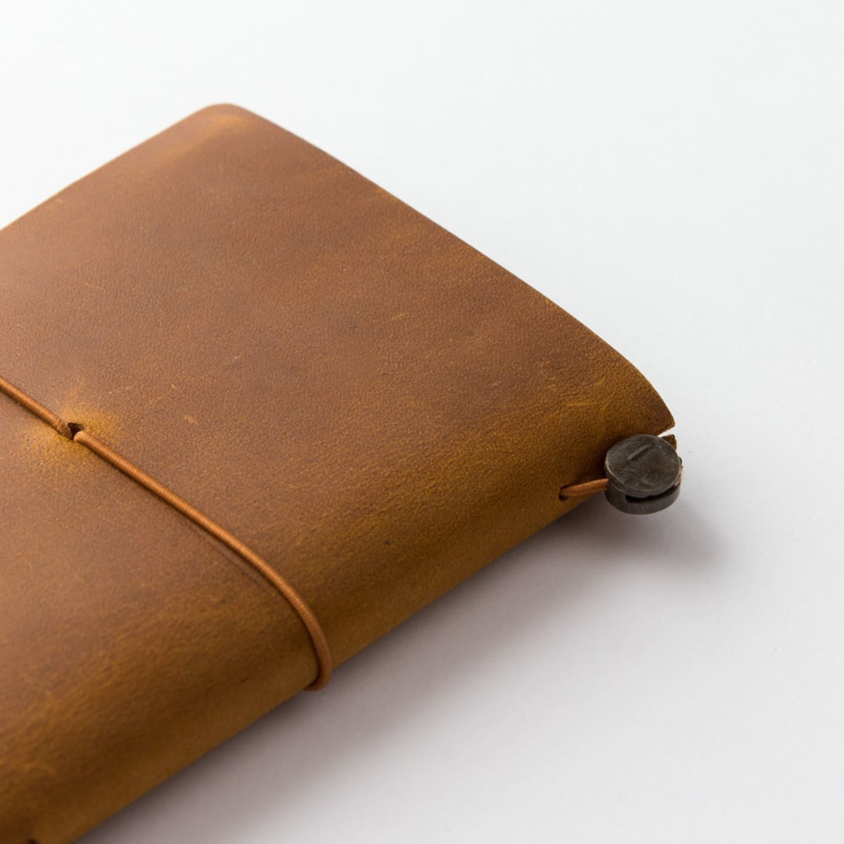 TRAVELER'S notebook Passport Leather Cover Camel - 7 - Traveler's Company - Tidformera