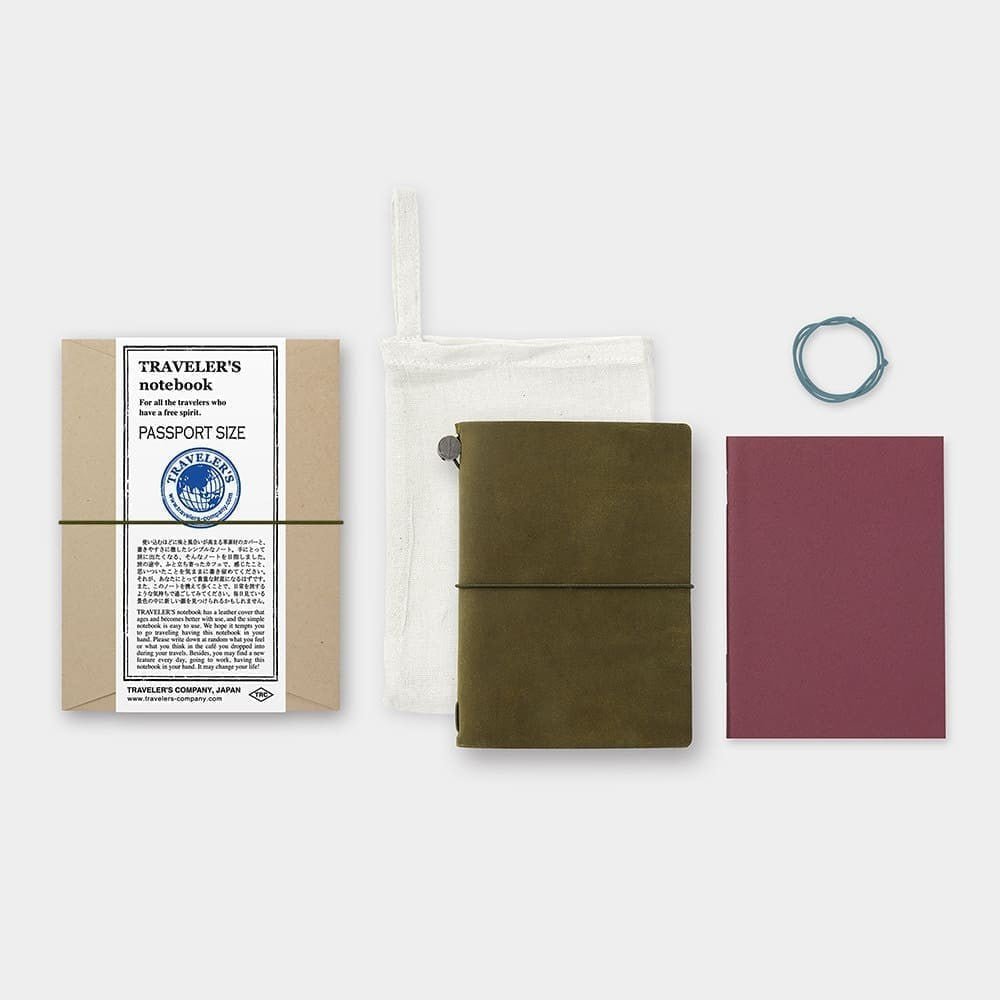 TRAVELER'S notebook Passport Leather Cover Olive - 1 - Traveler's Company - Tidformera