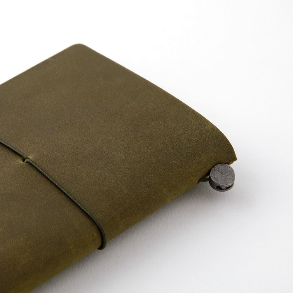 TRAVELER'S notebook Passport Leather Cover Olive - 4 - Traveler's Company - Tidformera