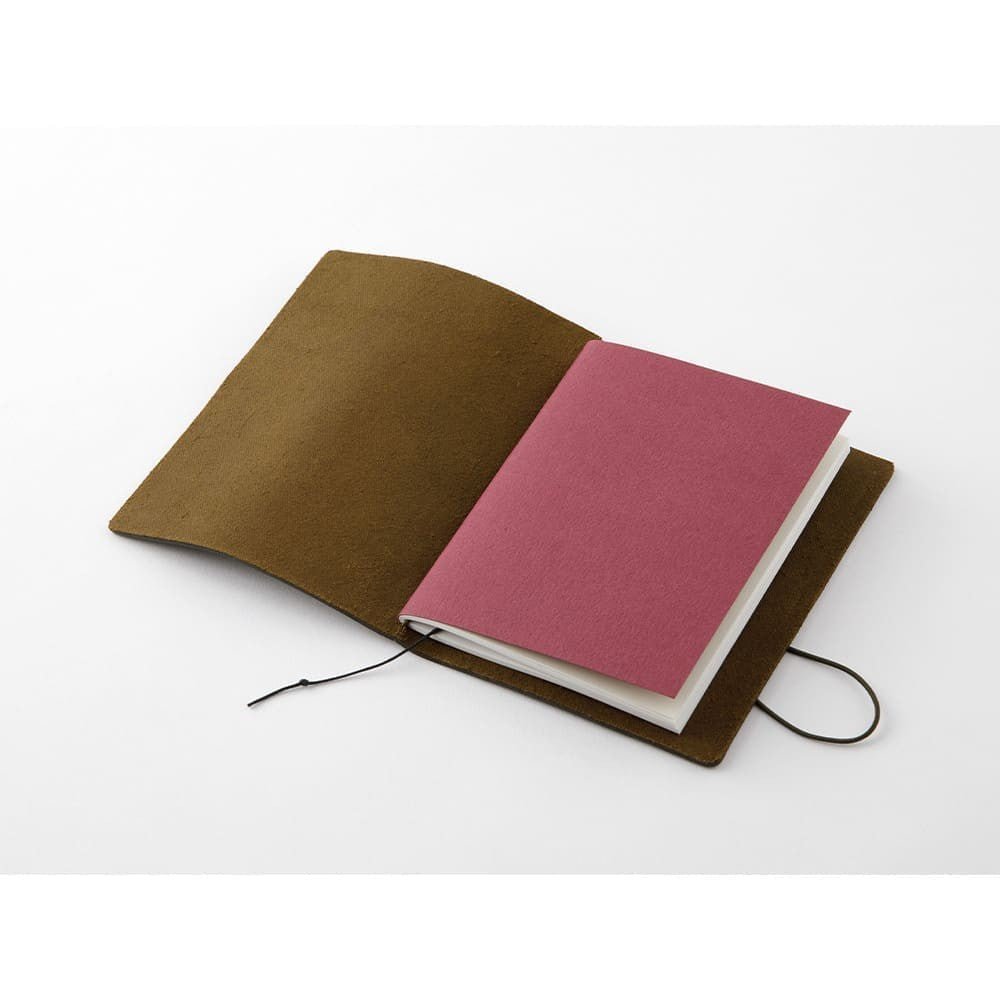 TRAVELER'S notebook Passport Leather Cover Olive - 3 - Traveler's Company - Tidformera