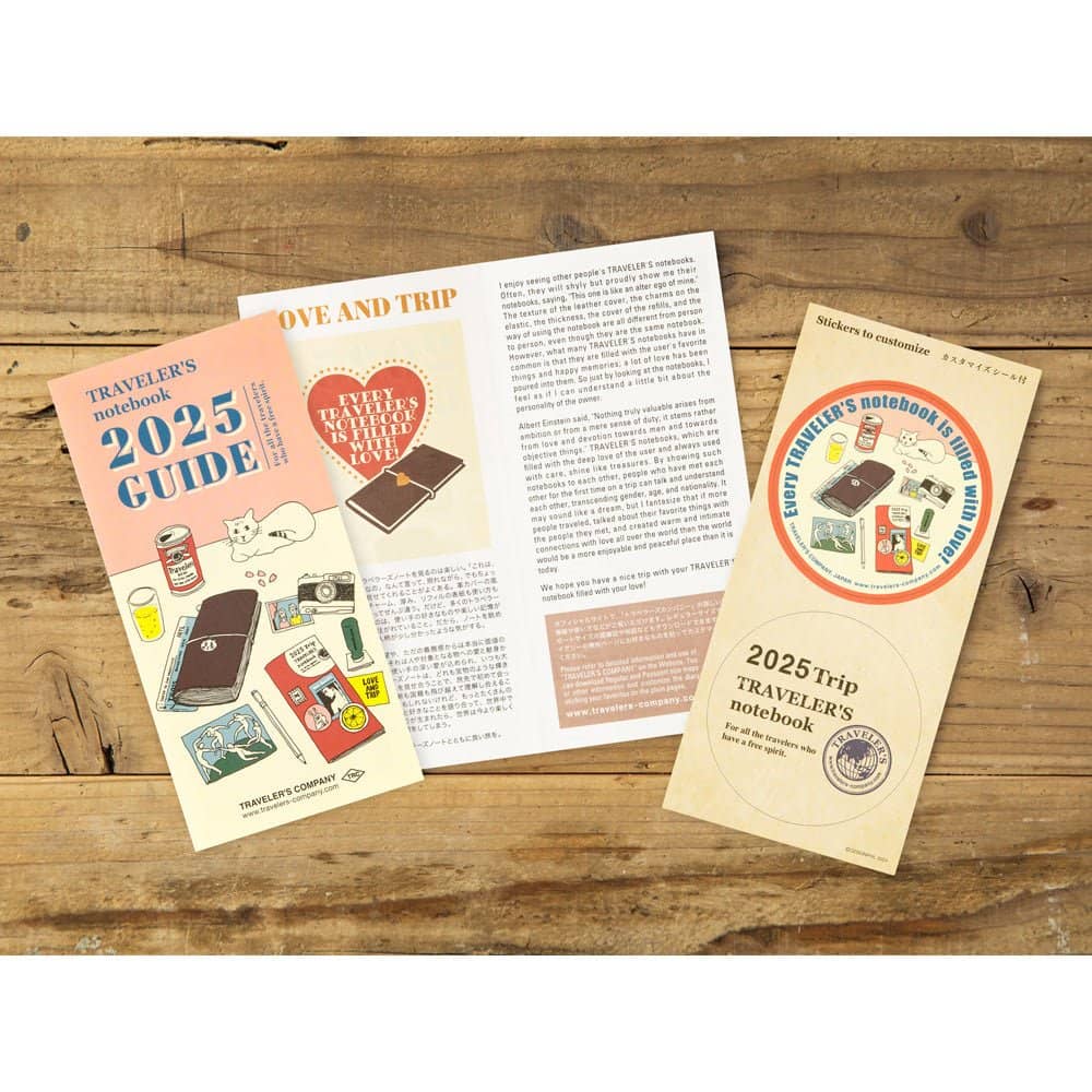 TRC 2025 Weekly Vertical Diary Regular size - 8 - Traveler's Company - Tidformera