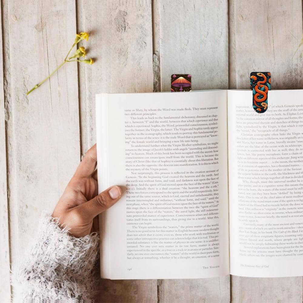 Wooden Booktags - Book secrets - 5 - Cozywood - Tidformera