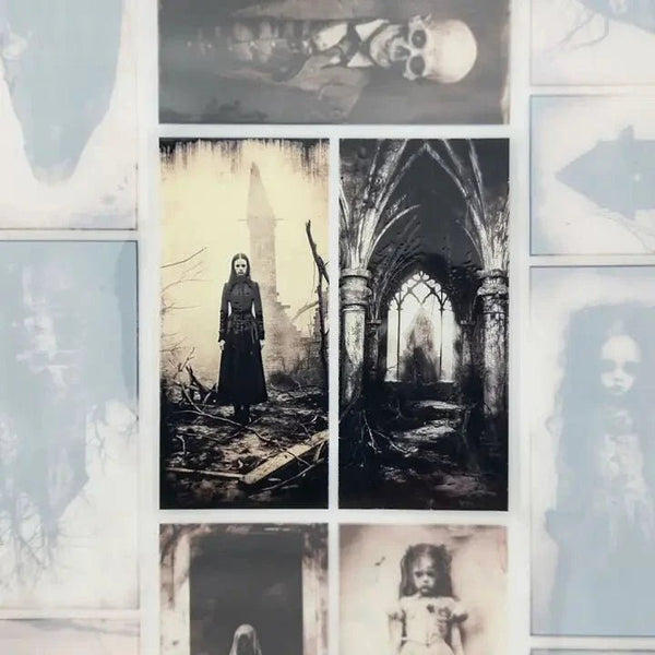 I temat Halloween och mörkt hittar du produkter som är av det mörkare slaget, perfekt till bland annat halloween pyssel.