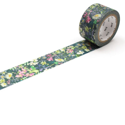 Utrullad washi tape med blommor i serien Bluebellgray från Mt. - Tidformera