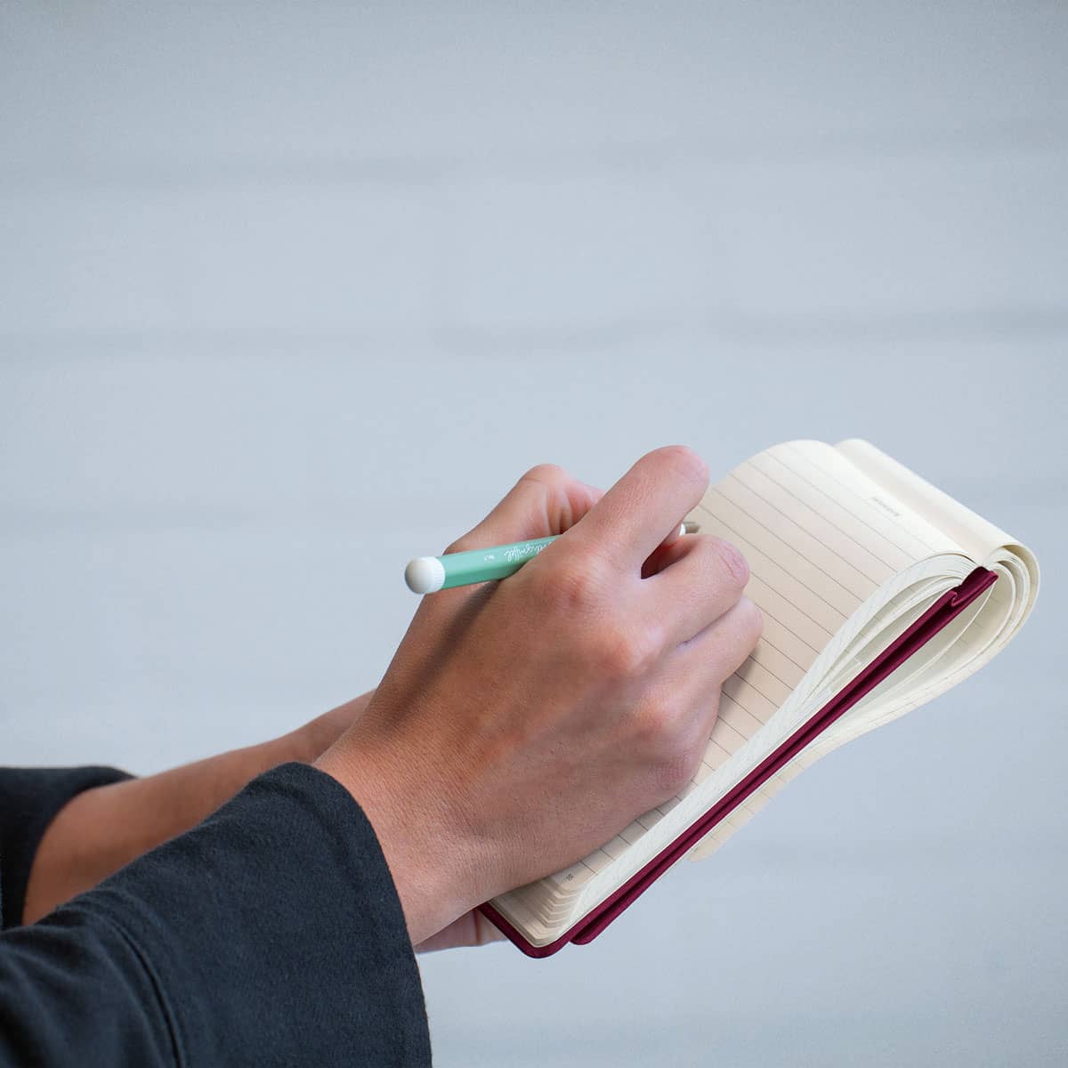 Reporter's Notebook Lt A6 Hard Cover Squared - Black
