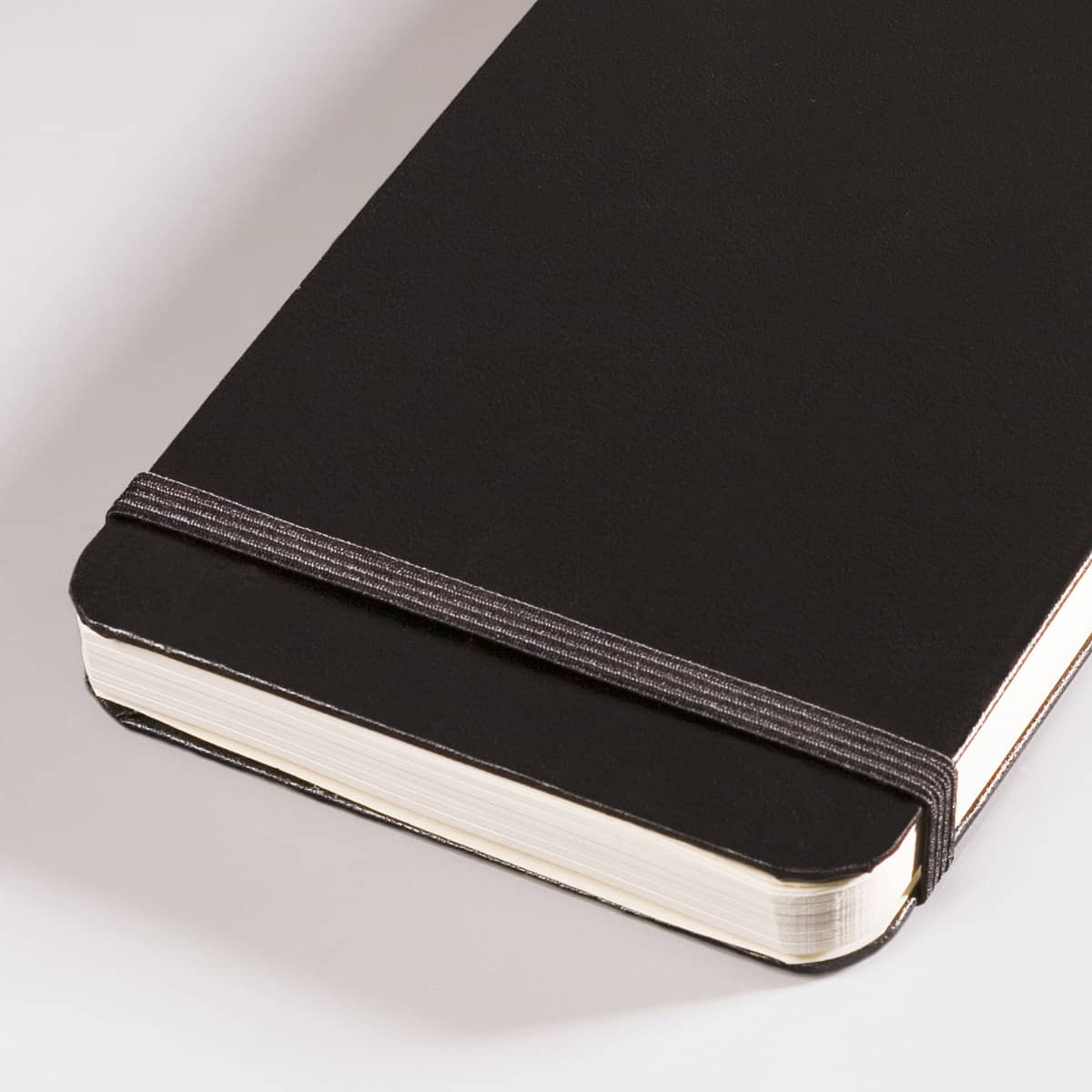 Reporter's Notebook Lt A6 Hard Cover Squared - Black