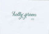 Handskriven text med orden "holly green" i grön färg, skriven med ABT Dual Brush Pen i nyansen 312 Holly Green.