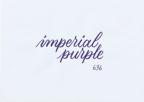 Handskriven text med ordet "imperial purple" i lila färg, skriven med ABT Dual Brush Pen i nyansen 636 Imperial Purple.