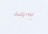 Handskriven text med orden "dusty rose" i dämpad rosa färg, skriven med ABT Dual Brush Pen i nyansen 772 Dusty Rose.