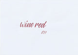 Handskriven text med orden "wine red" i vinröd färg, skriven med ABT Dual Brush Pen i nyansen 837 Wine Red.