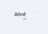 Handskriven text med ordet "black" i svart färg, skriven med ABT Dual Brush Pen i nyansen N15 Black.