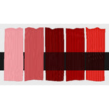 Tri-Art Burnt Crimson, fem färgprover med originalfärgen i mitten samt blandningar med vitt och gelmedium.