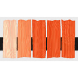 Tri-Art Pyrrole Orange, fem färgprover med originalfärgen i mitten samt blandningar med vitt och gelmedium.
