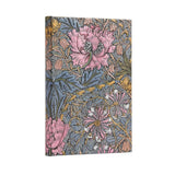 Anteckningsbok med William Morris motiv Pink Honeysuckle - Midi Linjerad Hård pärm Elastiskt band  från Paperblanks - Tidformera