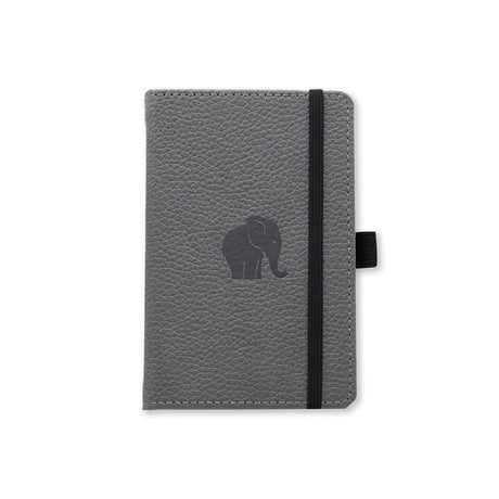 Anteckningsbok Wildlife Dotted A6 Grey Elephant från Dingbats* - Grå anteckningsbok i litet format. Boken har svart gummiband för stängning samt pennhållare.
 - Tidformera