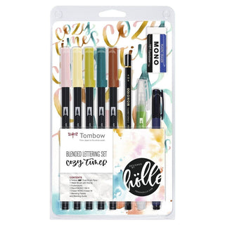 Blended lettering set - Cozy Times från Tombow. Förpackning med blandade penselpennor, blyertspenna och radergummi till lettering. - Tidformera