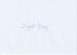Handskriven text med orden "Light Grey" i ljusgrå färg, skriven med Pentel Brush Sign Pen i färgen Light Grey.