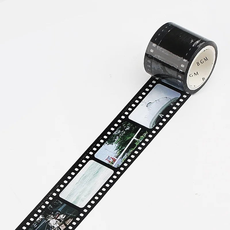 Clear tape Film - Black  från BGM. Utrullad dekorationstejp med motiv som ser ut som filmrulle med foton.  - Tidformera