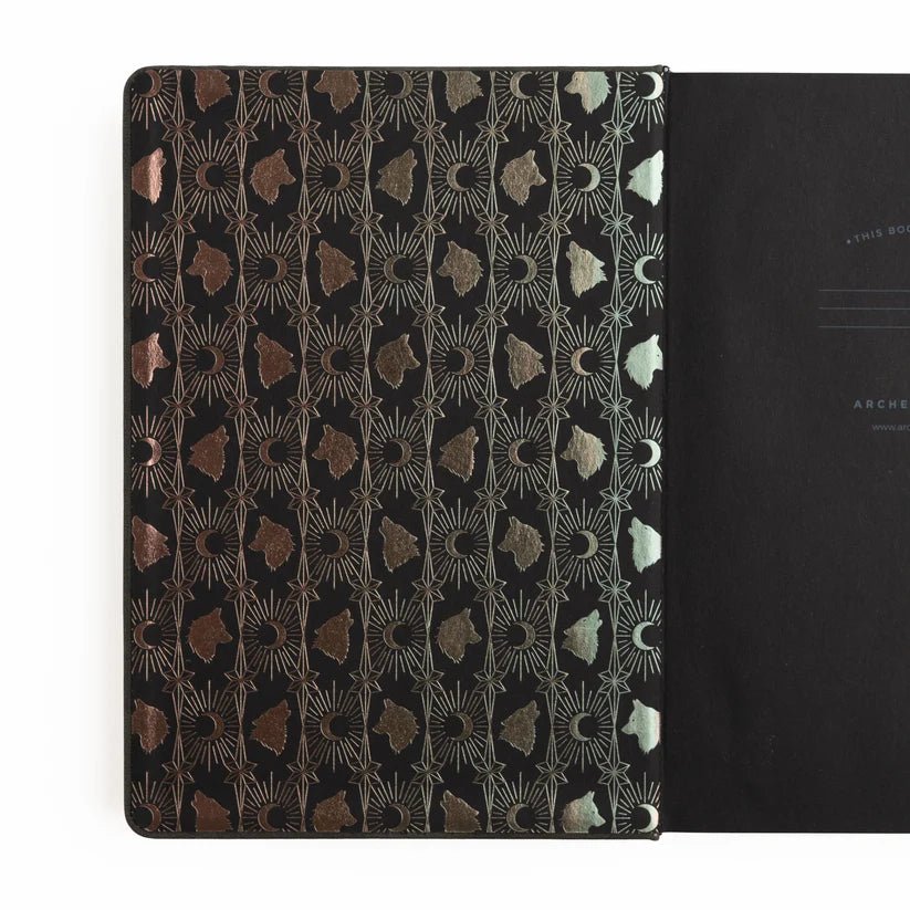 Dotted Notebook - Black dot grid - B5 - Wolf in the Night - 5 - Archer & Olive - Tidformera