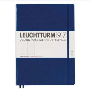 Dotted notebook Lt A4+ Slim Navy från Leuchtturm1917 - Blå anteckningsbok - Tidformera