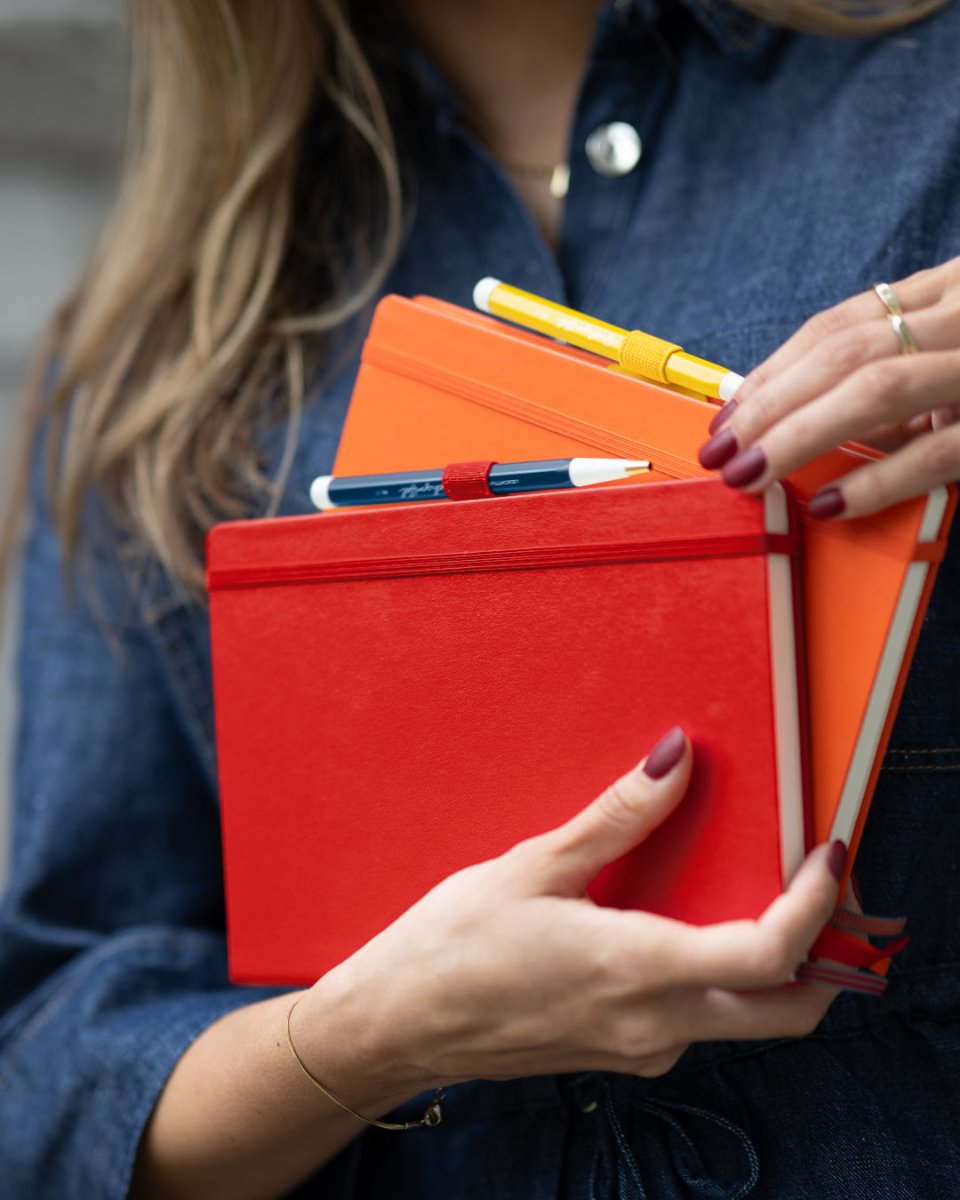Dotted notebook Lt A5 Hård pärm Pumpkin - 2 - Leuchtturm1917 - Tidformera