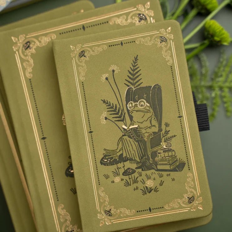 Dotted Notebook SQ - Literary frog - 6 - Archer & Olive - Tidformera
