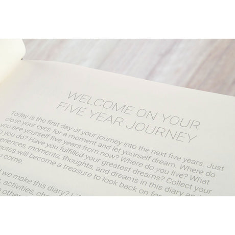 Five Year Diary - Denim - 4 - Paperstyle - Tidformera