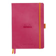 GoalBook Dotted notebook A5 - Raspberry från Rhodia - Rosa anteckningsbok. Boken har 2 bokmärkesband samt en orange gummiband för stängning och pennhållare. - Tidformera