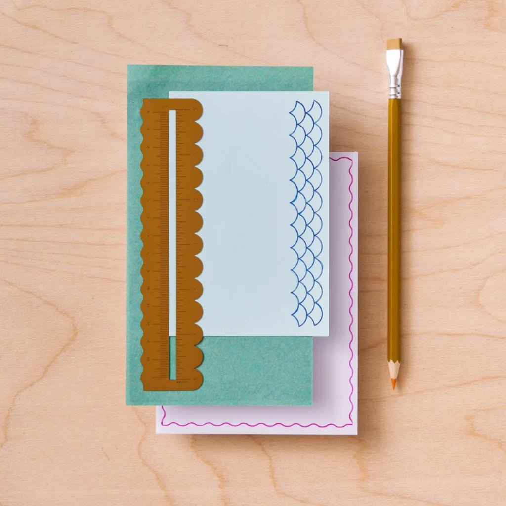 Linjal stencil Brass Wavy - 3 - Another Studio UK - Tidformera