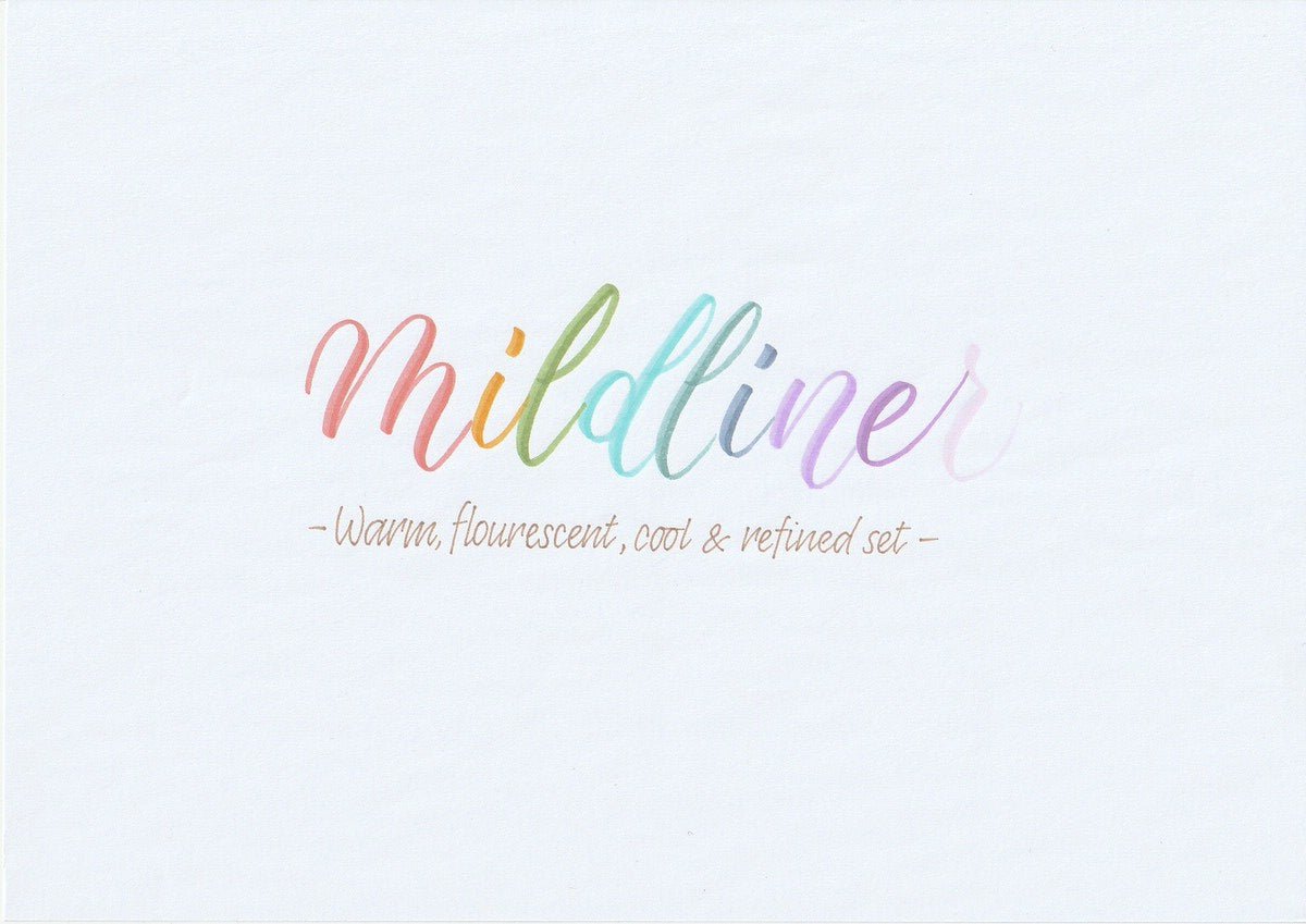 Handskriven text med orden "mildliner warm, flourescent, cool & refined set" skriven med Zebra Mildliner Brush Pen i många olika färger.