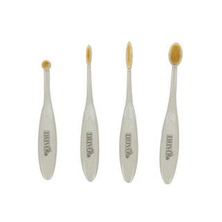 Precision Blending Brushes 4 - pack från Nuvo. Fyra borstar med olika stora borsthuvuden.  - Tidformera