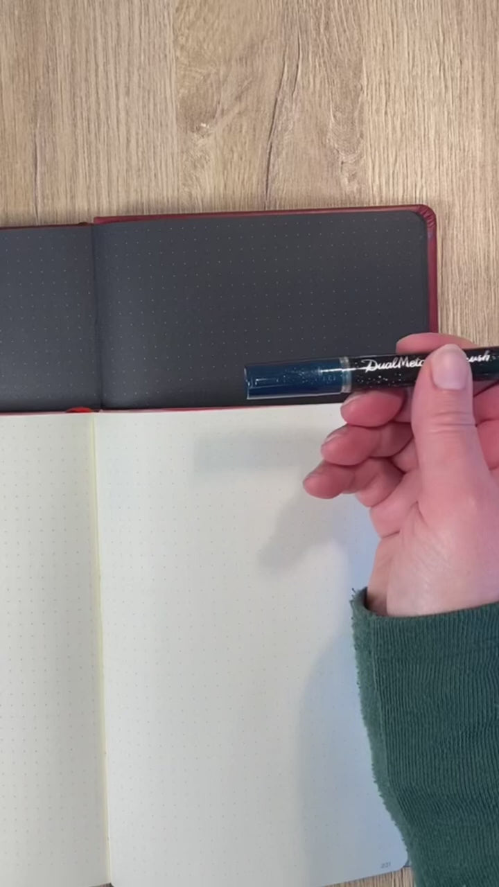 Video - Pentel Dual Metallic Brush pens