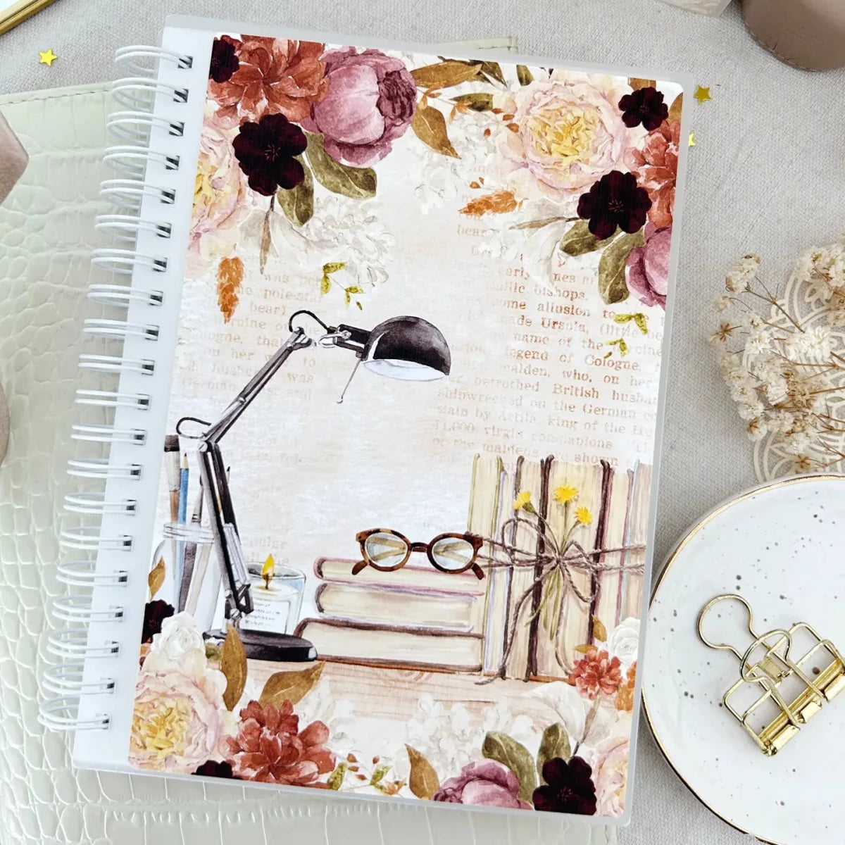 Reusable Sticker Storage - One More Chapter (Desk) - 1 - Hello Petite Paper - Tidformera