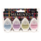 Stämpeldyna Memento Dew Drop - Oh Baby från Tsukineko.  4 ljusa färger på stämpeldynor i denna förpacknig. Blå, lavendel, grön och rosa. - Tidformera