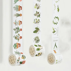 Sticker Set Washi Tape - Green Oasis - 3-pack från the Washi Tape Shop. Tre rullar med klistermärken som hänger delvis utrullade. Motiv på stickers är gröna växter. - Tidformera