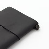 TRAVELER'S notebook Passport Leather Cover Black - Traveler's Company - Tidformera